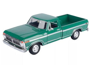 1:24 1977 Ford F-150 Custom Green